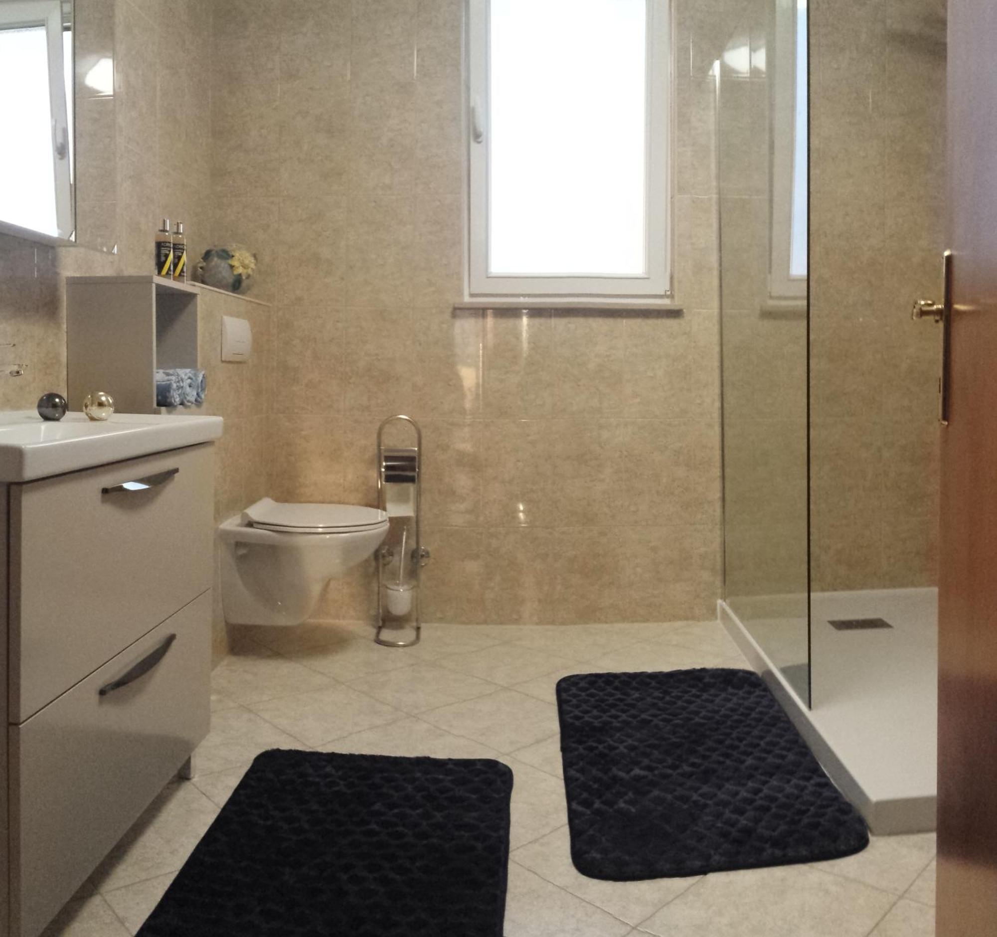 Torac Appartement Kaštela Buitenkant foto
